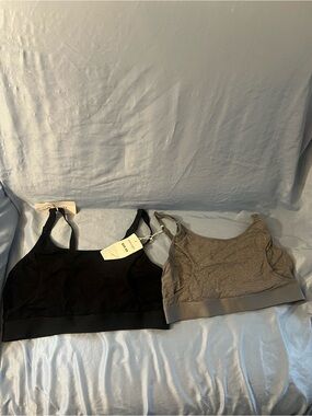 Momcozy hands free pumping bra- Black & Gray